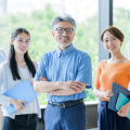 教授、准教授、講師、助教、助手…階級が上なのは？大学の役職の違いを解説！